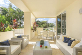 Hemingway 3 Bedroom Condo 2 Blocks from the Beach